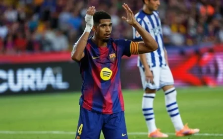 Flick Trusts Araújo in Defense and Eric Garcia as Midfielder Against Chelsea