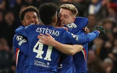 Chelsea Striker Liam Delap Discusses Scoring Against Barcelona, Estevao, Trophy Ambitions, and Facing Arsenal