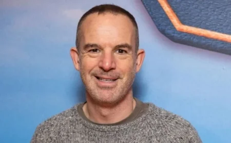 Martin Lewis Reveals Alumni from Specific Years Face Hundreds in Student Debt