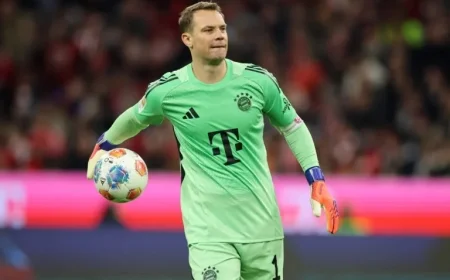 Top German Goalkeeper: Eberl Urges World Cup Selection for Neuer