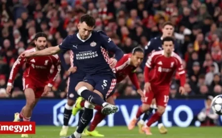 Perisic Converts Penalty to Secure PSV Advantage Following Van Dijk Handball Controversy Against Liverpool