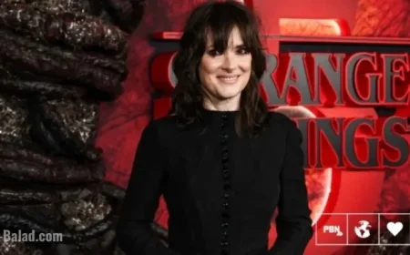 Winona Ryder Tackles the Spicy Tofu Challenge on Hot Ones