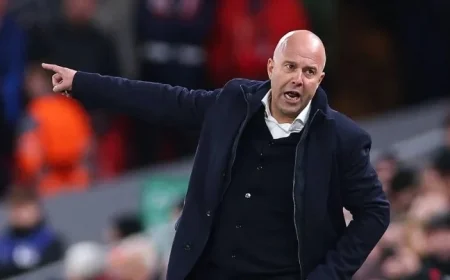 Liverpool Update Arne Slot Faces Sack Deadline Amid Concerns Over Isak and Wirtz During Challenging Period