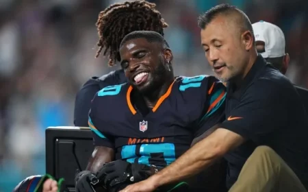 Agent Provides Unclear Update on Dolphins WR Tyreek Hill’s Future in Miami