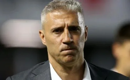 São Paulo Faces Fluminense with Two Fewer Players on Bench