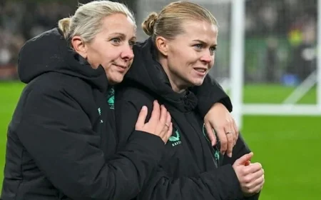 Carla Ward Condemns Disturbing Abuse Directed at Ruesha Littlejohn Following Palace Red Card