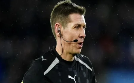 Discover the Referee for Oxford Clash: Two Penalties and Double Defeat for the Blues in Recent Town Matches