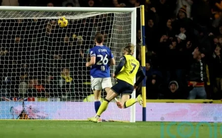 Przemyslaw Placheta’s Winning Goal Secures Stunning Victory for Oxford Over Ipswich