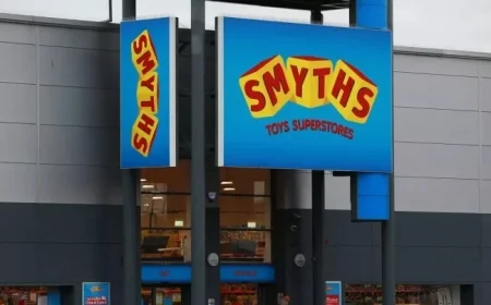 Smyths Urges Caution: Important Packaging Alert for Parents Shopping for Christmas