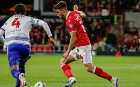 Thomason Praises Wrexham’s Consistency Ahead of Blackburn Match