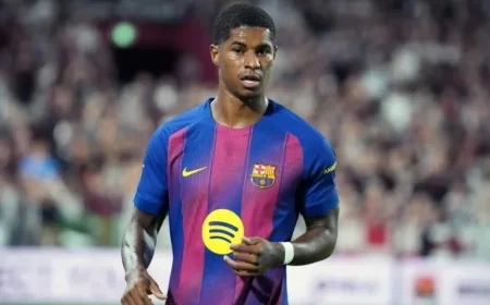 Why Is Marcus Rashford Missing from the Barcelona vs Alavés Match?