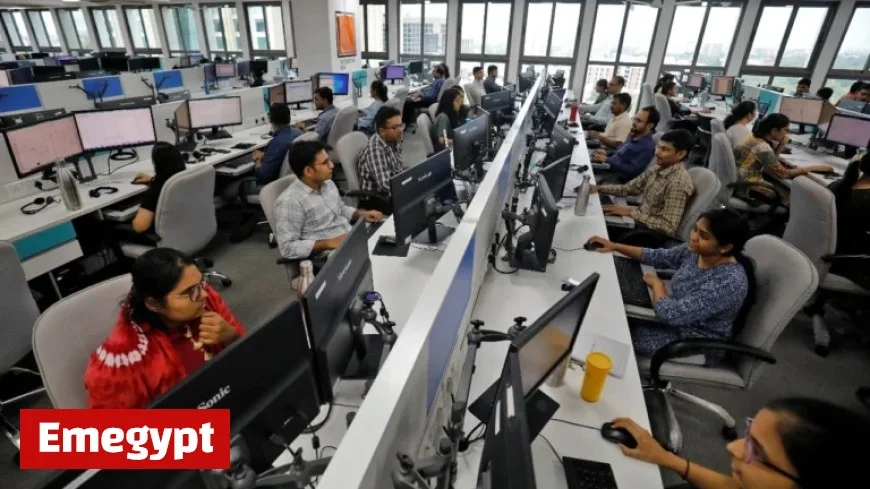 US Alters Work-Permit Rules, Affecting H-1B Holders’ Students and Spouses