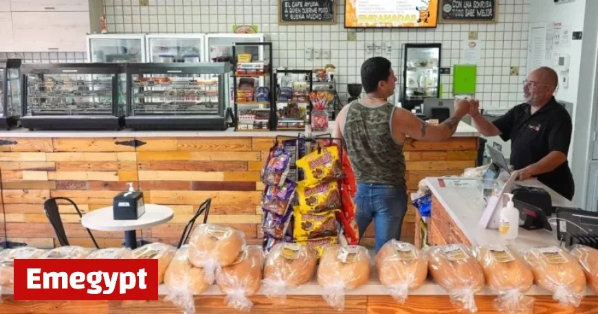 Feds Halt Automatic Renewal of Most Immigrants’ Work Permits