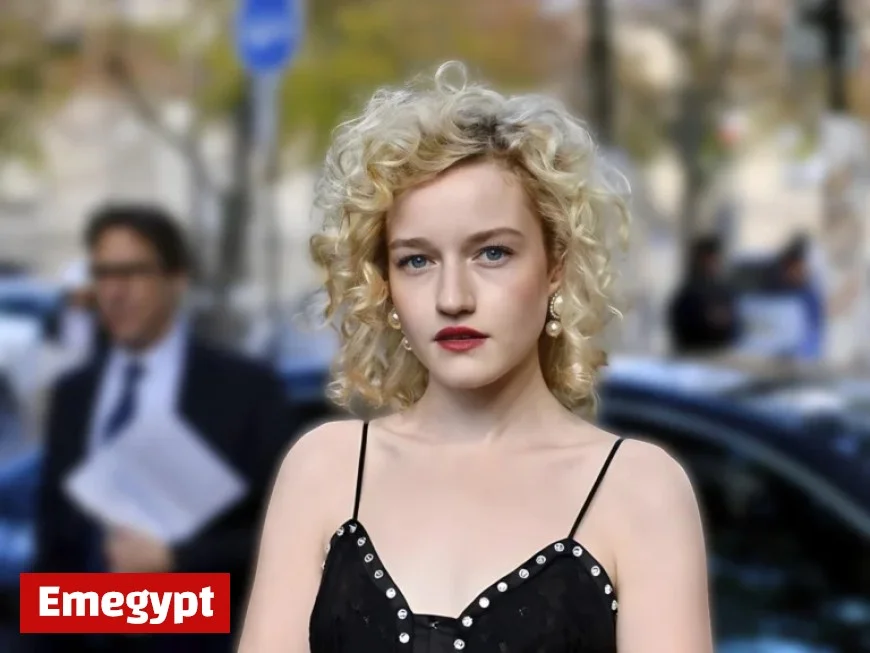 Julia Garner Recommends Six Must-See Movies for Aspiring Actors