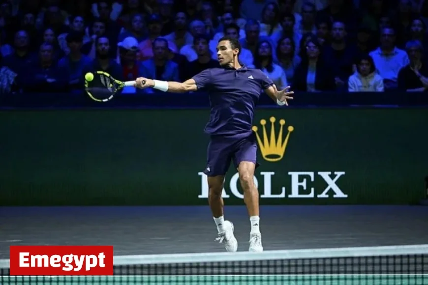 Félix Auger-Aliassime Defeats Alexander Bublik to Reach Rolex Paris Masters Final