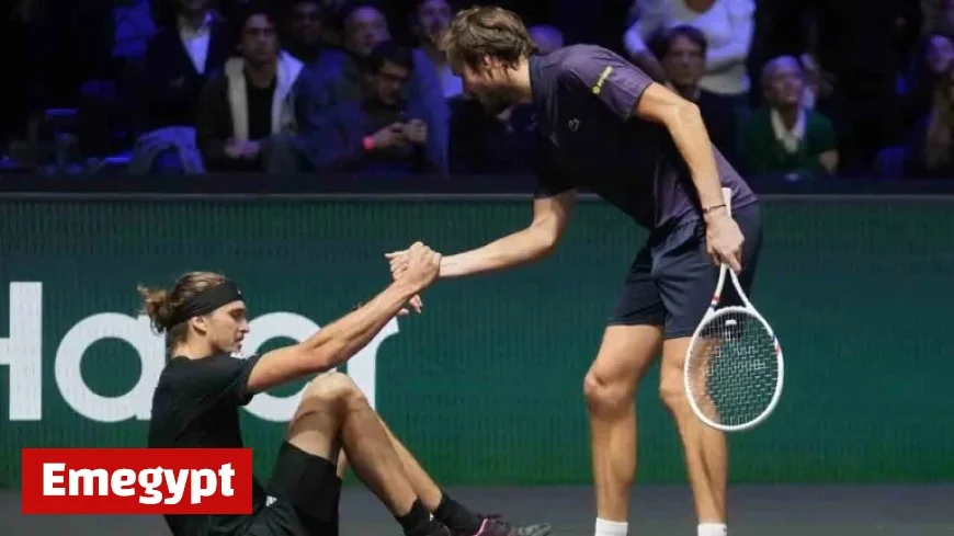 Zverev Overcomes Match Points to Secure Paris Masters Semifinal Clash with Sinner