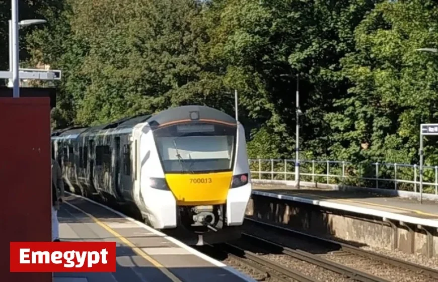 Is it time to remove unreliable Thameslink services from the Woolwich line?