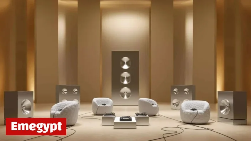 Robbie Williams Unveils a New Chair Perfect for Introverts