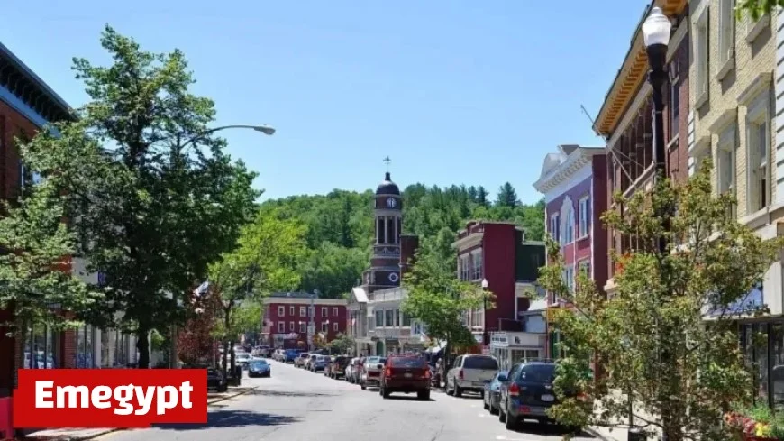 Discover the Top 10 Scenic Downtowns to Explore in the Adirondack Mountains