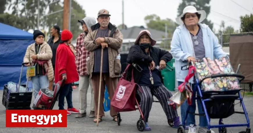 SNAP Benefits End, Thousands Flood Southern California Food Banks
