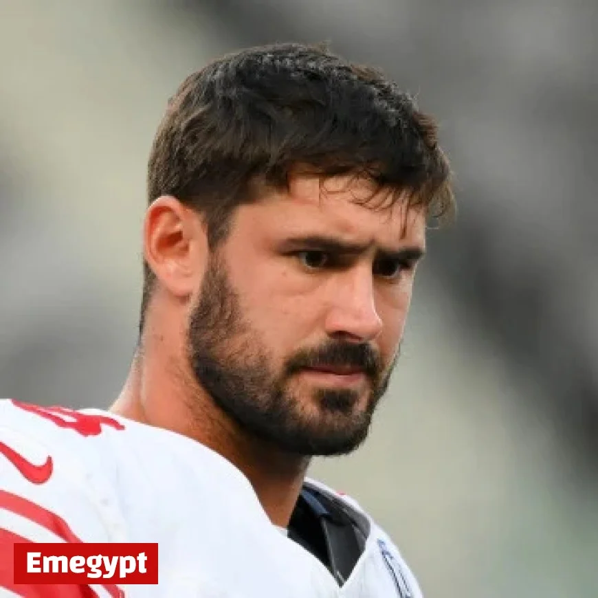 Daniel Jones Struggles with Five Turnovers Leading to Crushing Defeat