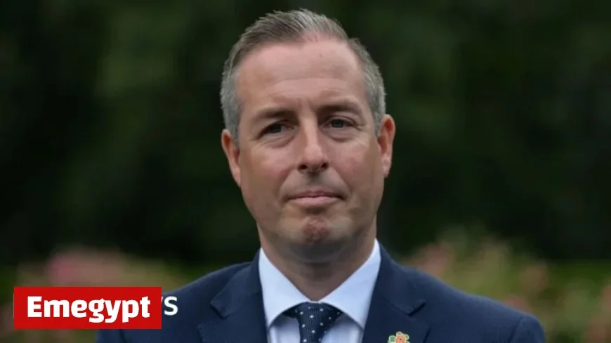 Paul Givan Faces No Confidence Motion as DUP Education Minister Sparks Controversy with Israel Visit