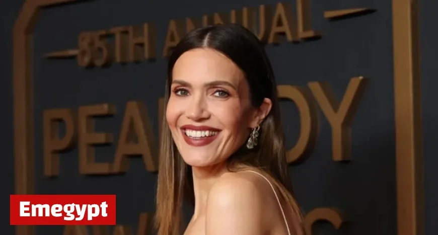 Mandy Moore Stuns in a Red Sequin Dress Perfect for the Holidays