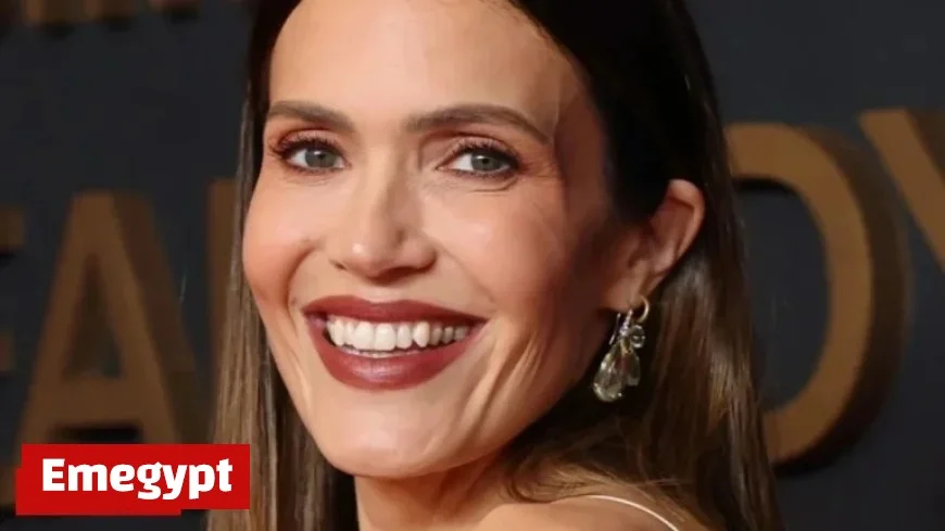 Mandy Moore Elevates Holiday Fashion: From Sequins to Cozy Chic Styles