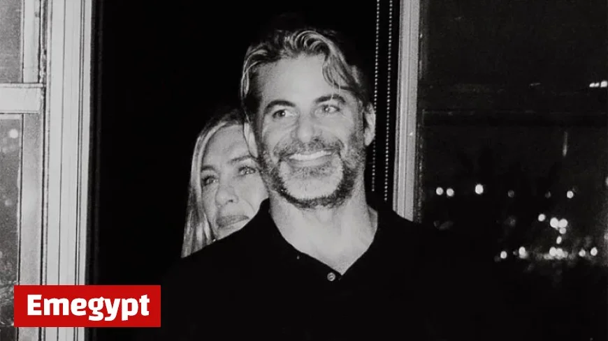 Jennifer Aniston Confirms Relationship with Jim Curtis on Instagram