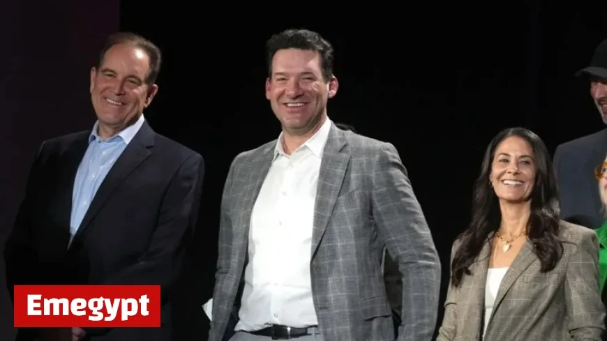 Tony Romo Criticized for Awkward Noises During NFL Broadcast