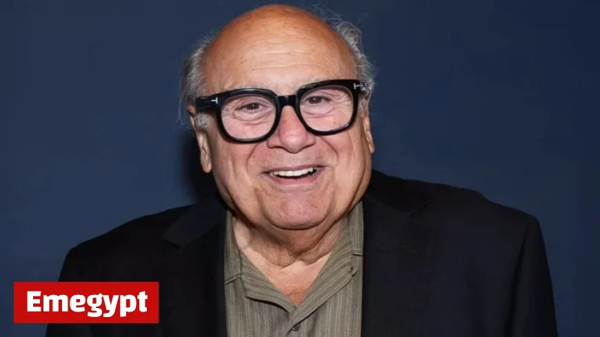 Danny DeVito’s $47M Christmas Classic Streams Again