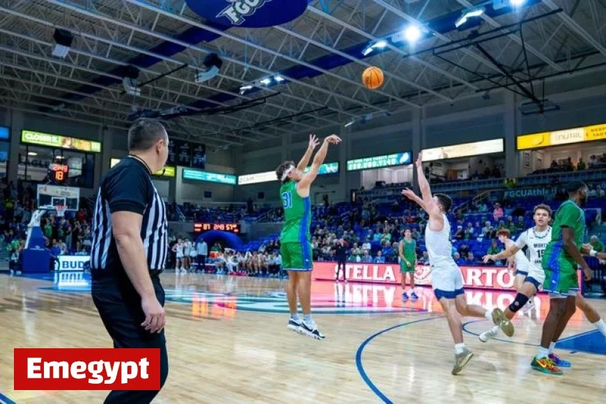 Dwyer Shines as Eagles Triumph Over New College