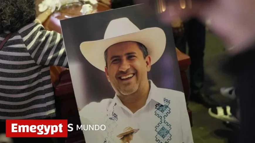 Mexican Mayor Carlos Manzo Murdered After Seeking Support Against Organized Crime