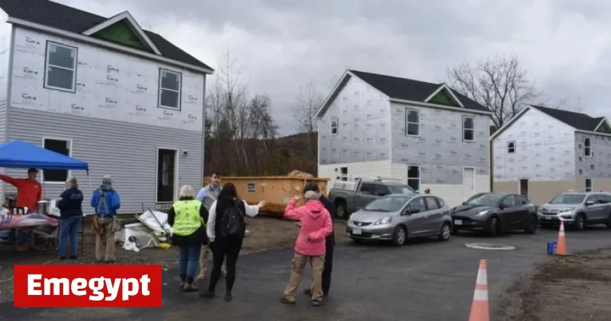 Volunteers Defy Rain for Central Berkshire Habitat’s Carter Build Day