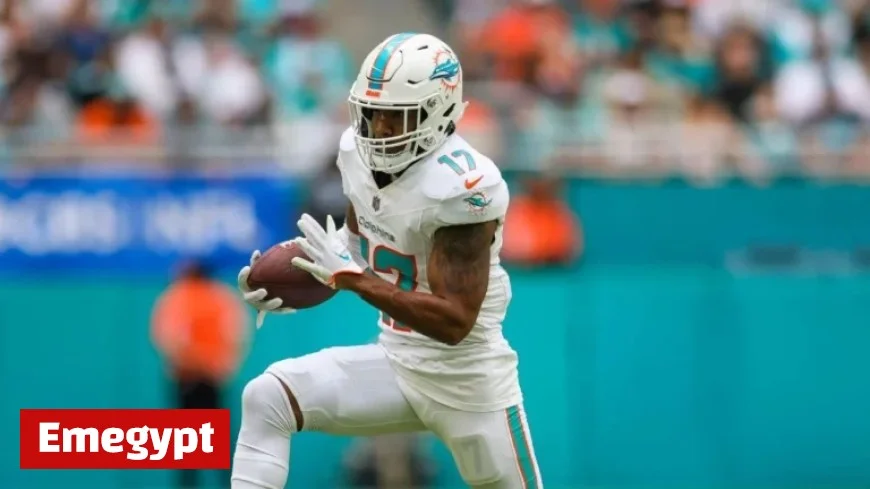 Dolphins Unlikely to Trade Star Receiver Jaylen Waddle