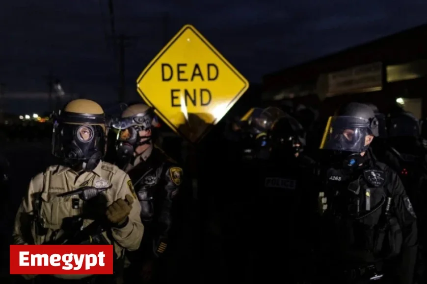 Judge Condemns ‘Disgusting’ Conditions at Chicago Immigration Facility