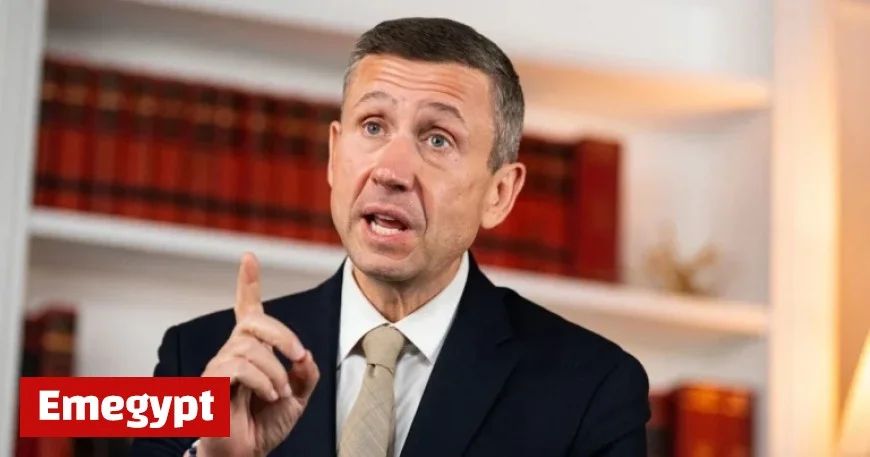 DNC Chair Defends Aggressive Redistricting Strategy: A New Democratic Era