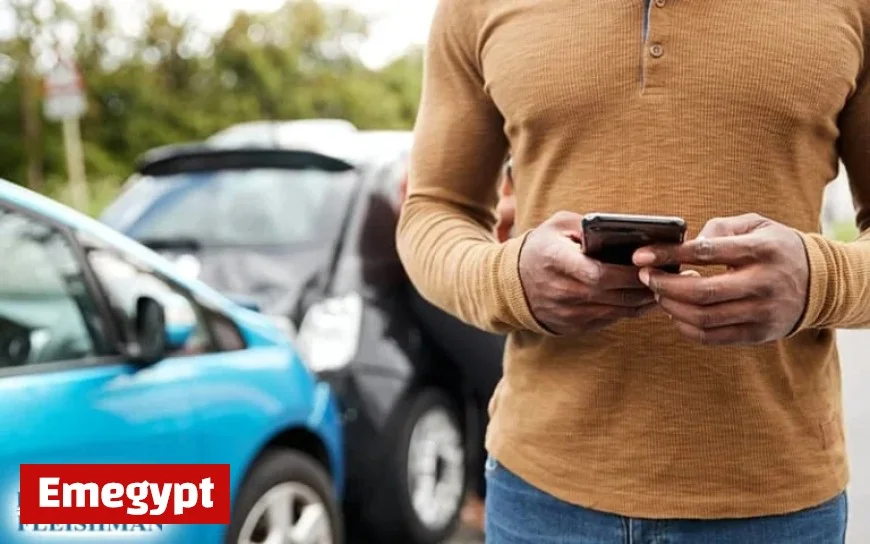 Role of an Automobile Accident Lawyer After a Major Crash