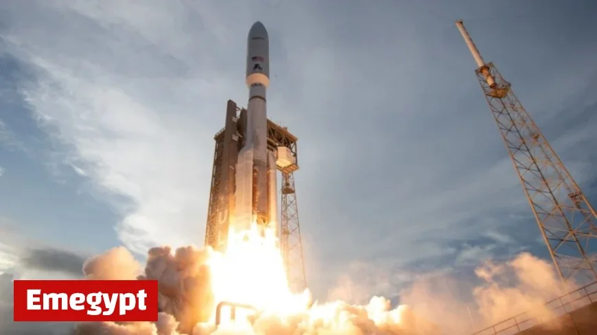 Atlas V Rocket Launches Massive Communications Satellite into Orbit Today