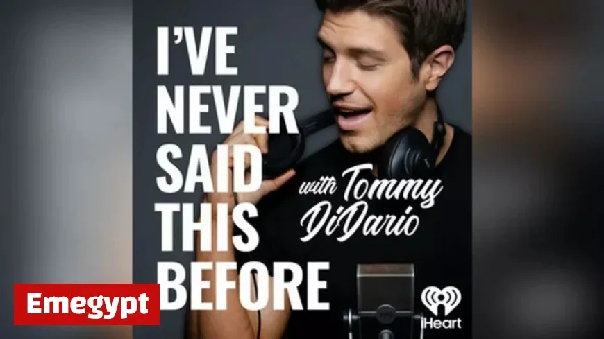 Jonathan Bennett Discusses Mean Girls and Finding Mr. Christmas on Y100 with Elvis Duran