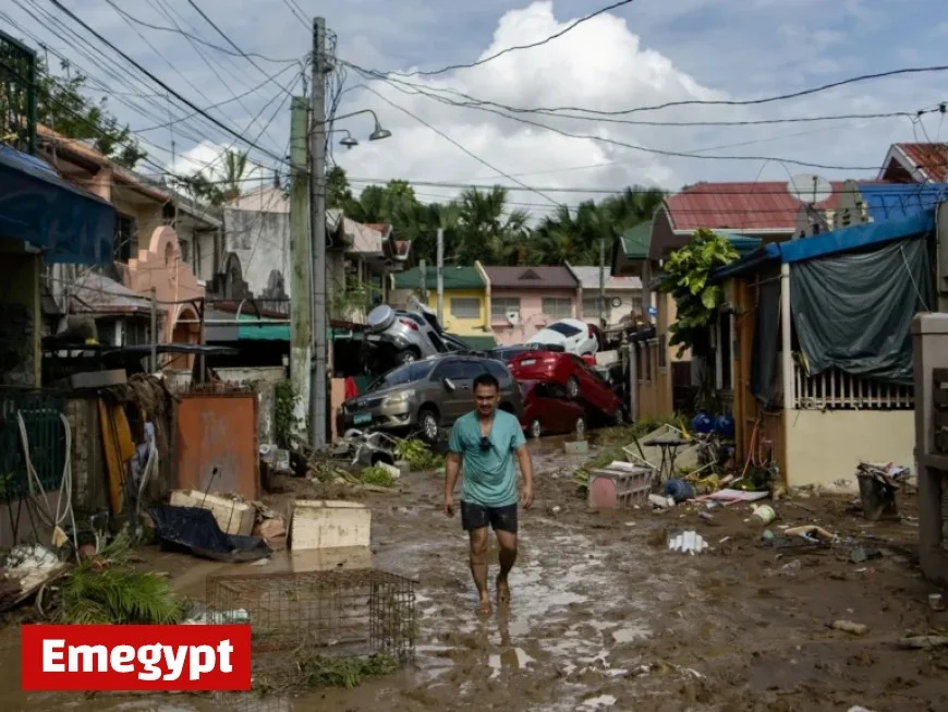 Typhoon Kalmaegi Targets Vietnam After Killing 114 in Philippines