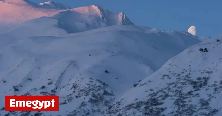 Seward Highway Braces for Up to a Foot of Snow in Turnagain Pass