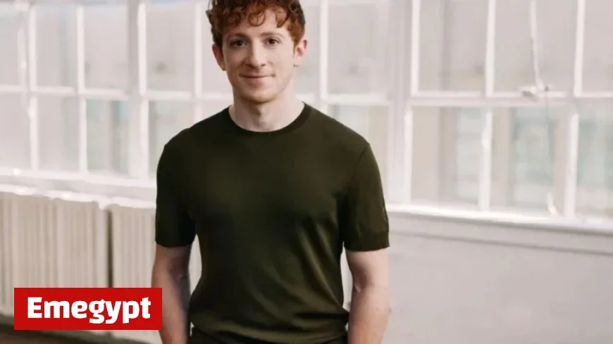 Ethan Slater of ‘Wicked: For Good’ Signs with Verve (Exclusive)