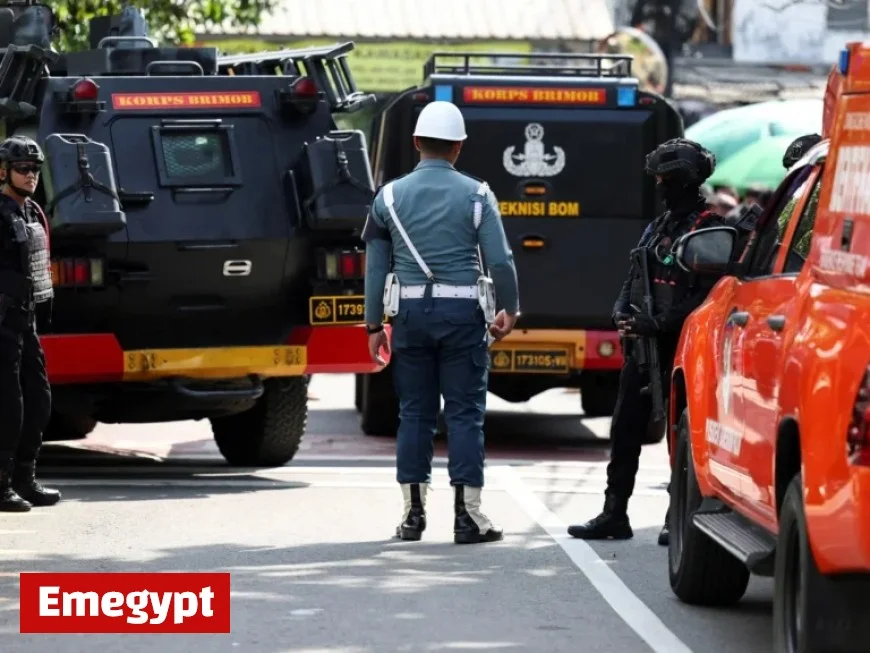 Explosion at Jakarta Mosque Injures Over 50, According to Police