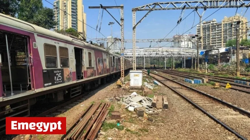 Mumbai CSMT Railway Strike Leads to Two Passenger Deaths