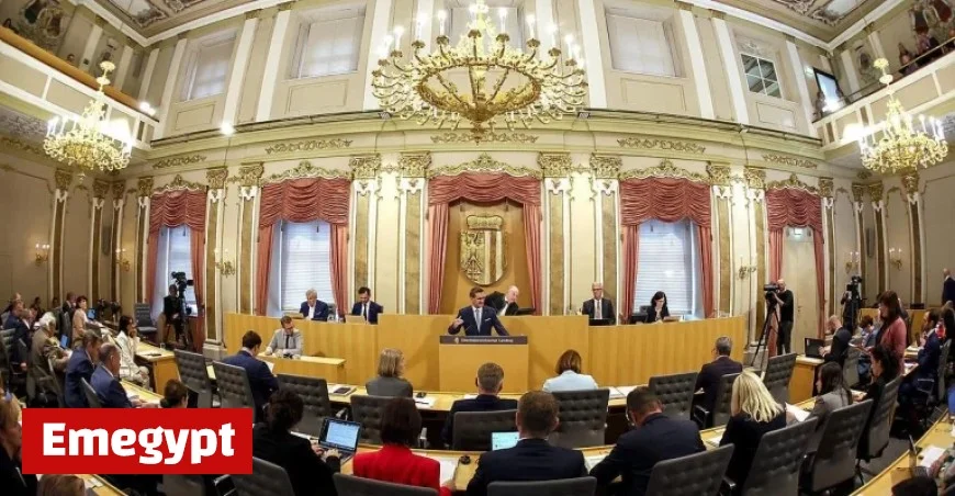 Increased Politician Salaries in Upper Austria Starting July