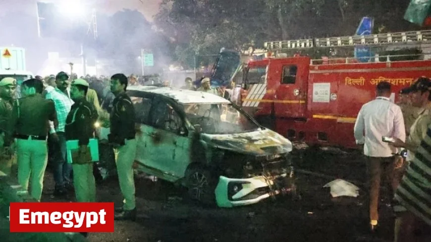 Explosion in Delhi Sparks Fears of Multiple Casualties