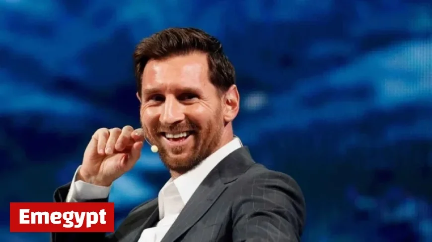 Lionel Messi Visits the Newly Renovated Barcelona Stadium