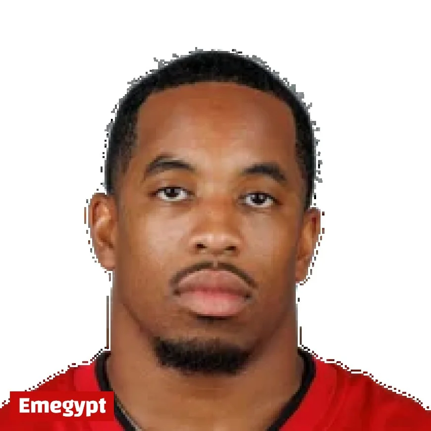 Sean Tucker Shines in Backfield Despite Week 10 Loss