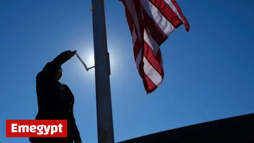 Veterans Day 2023: What’s Open, What’s Closed, and Available Discounts